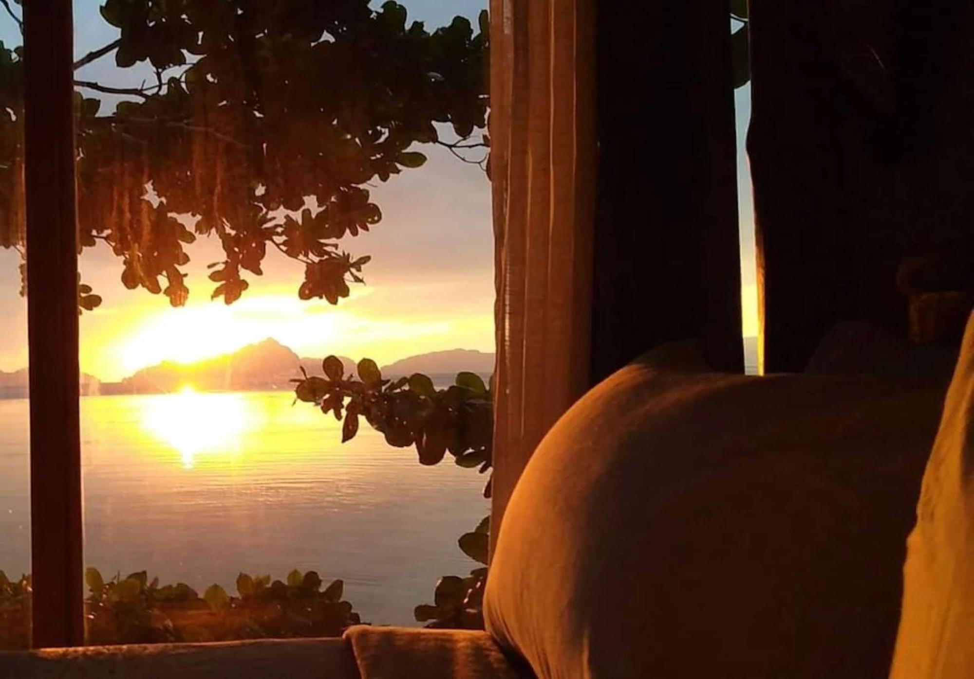 Hotel Hut Sunset View à El Nido Extérieur photo